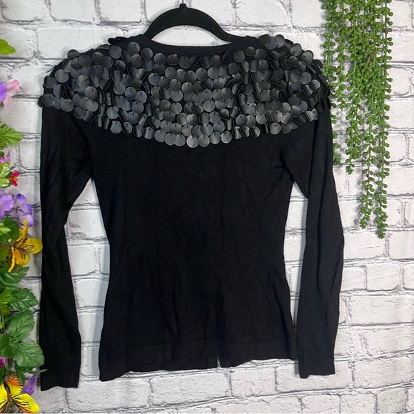 .!🌼3/$30🌼H&M Black Detailed Zip Up Sweater Size 4/Small - Picture 11 of 15